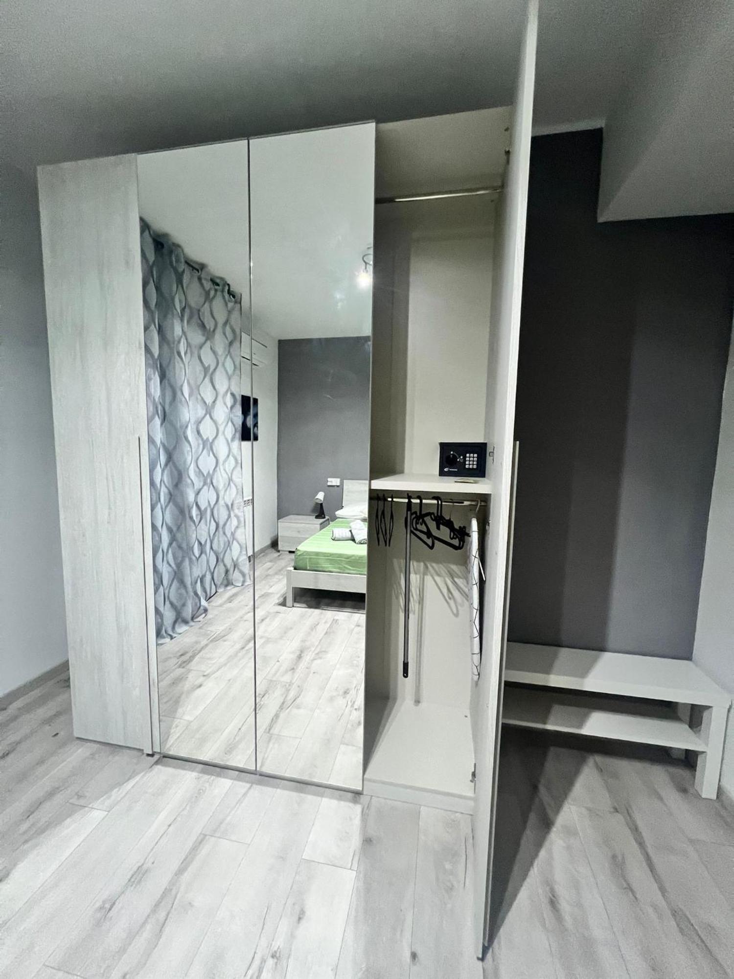 Carpe Diem Adult Only * Roma